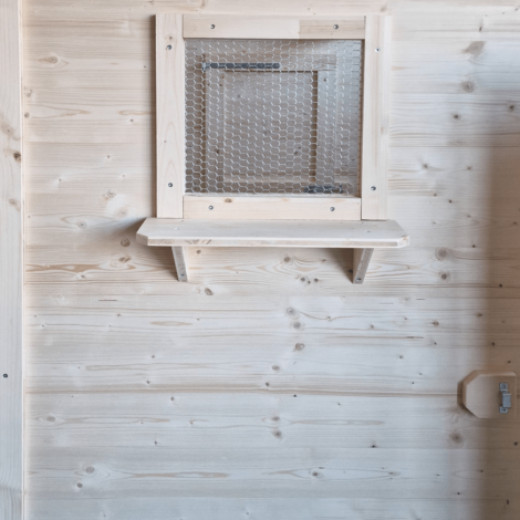 f6d3b7e9-9998-413c-b478-0100a9d56775